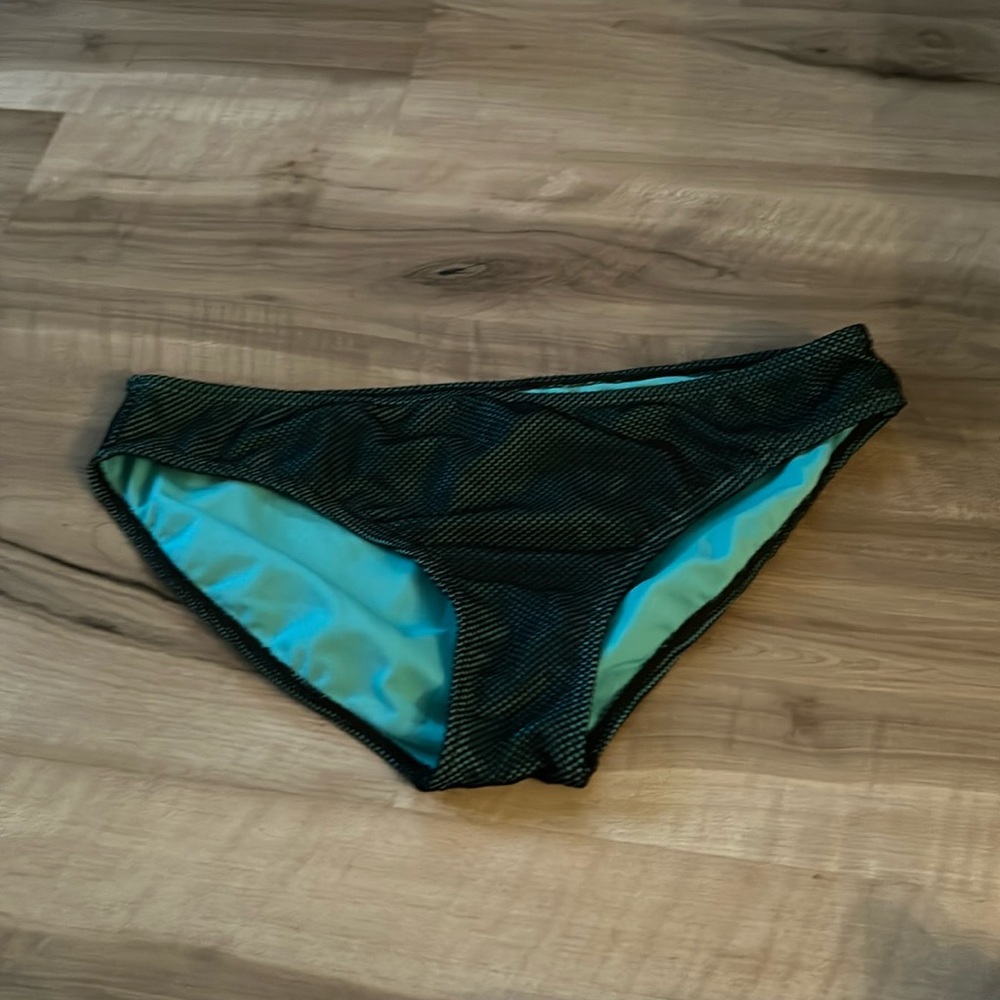 Bikini bottom